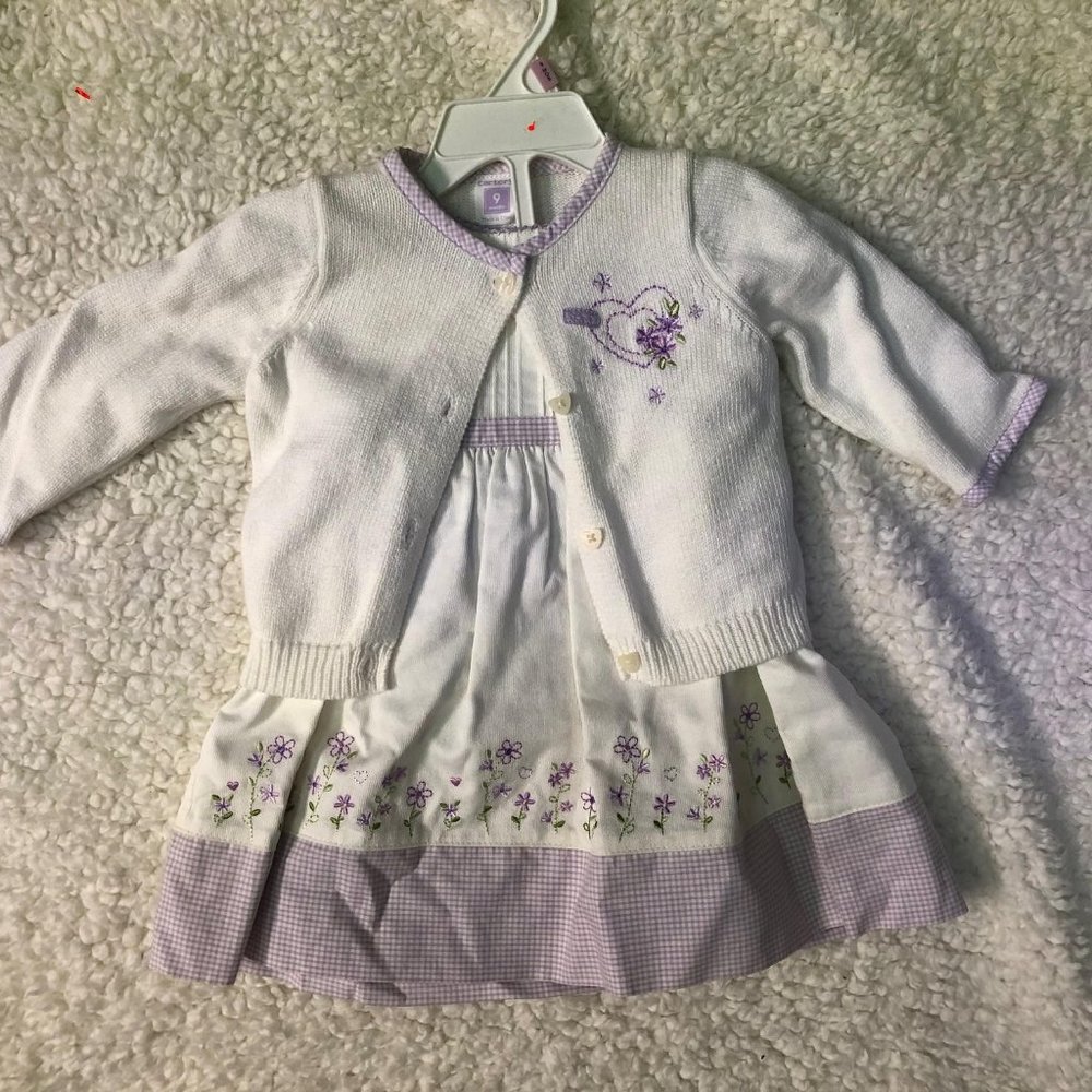 Gorgeous CARTERS 9 month dress bundle - Picture 3 of 6